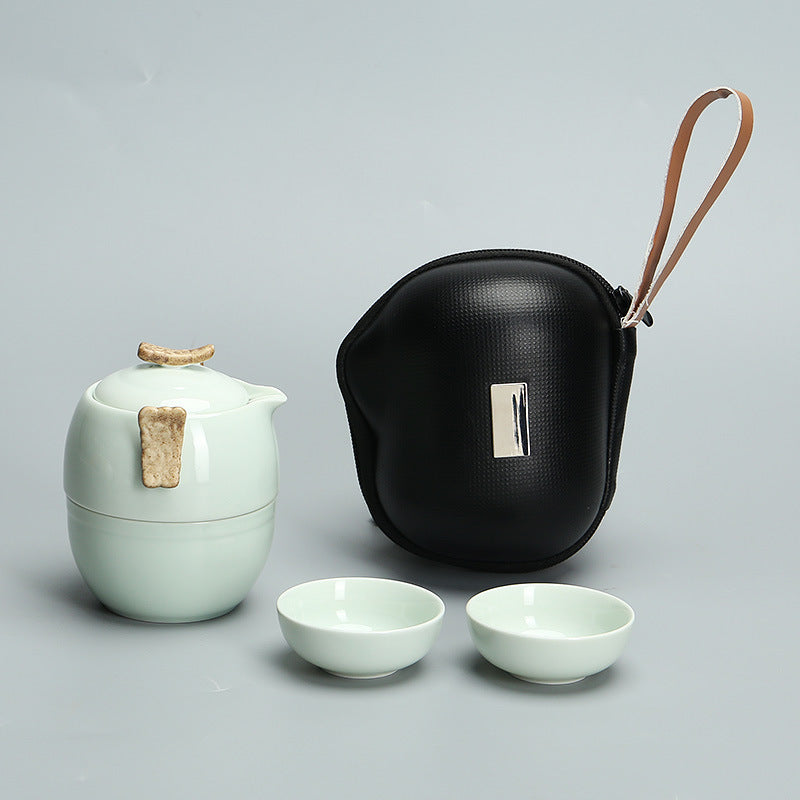 One pot and three cups travel tea set