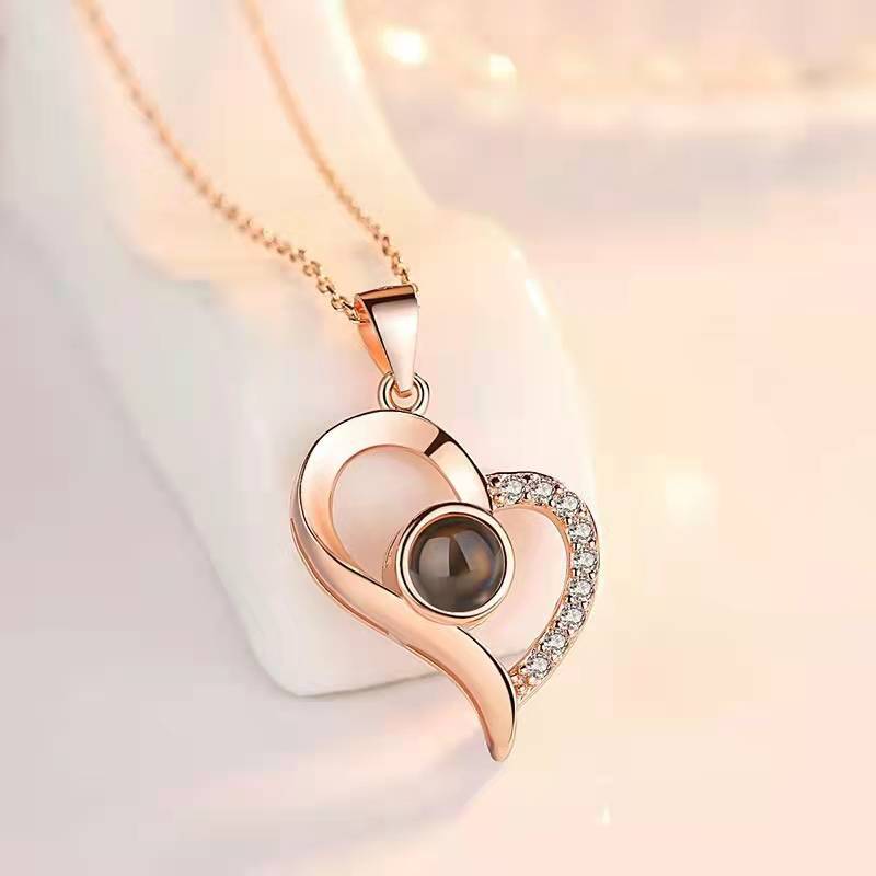 2023 Hot and Trending Valentine's Day Gifts Metal Rose Jewelry Gift Box Necklace For Wedding Girlfriend Necklace Gifts